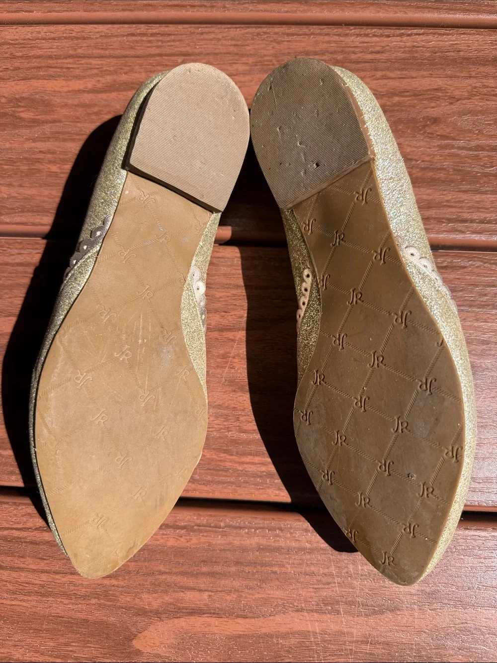 Jack Rogers 5.5M Gold Glitter Scalloped Ballet Flats